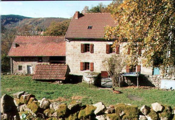 B&B Petite Ferme D'Autrefois Saint-Georges-Nigremont Kültér fotó